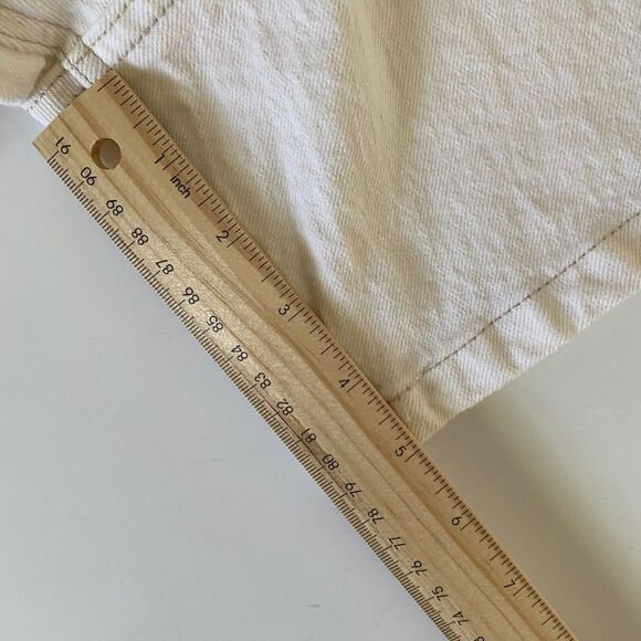 Abercrombie Fitch High Rise Shorts‎ Women's Size 34/18 Ivory and Faux Leather - Picture 9 of 13